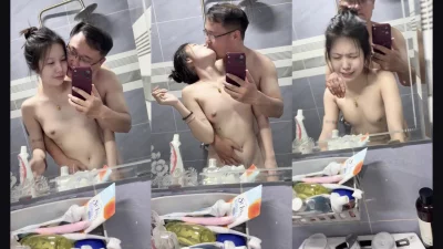 超美人妻卫生间里彻底放飞自我。完整版看详情