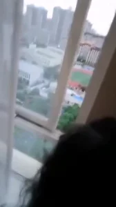 直接无套内射骚屄！